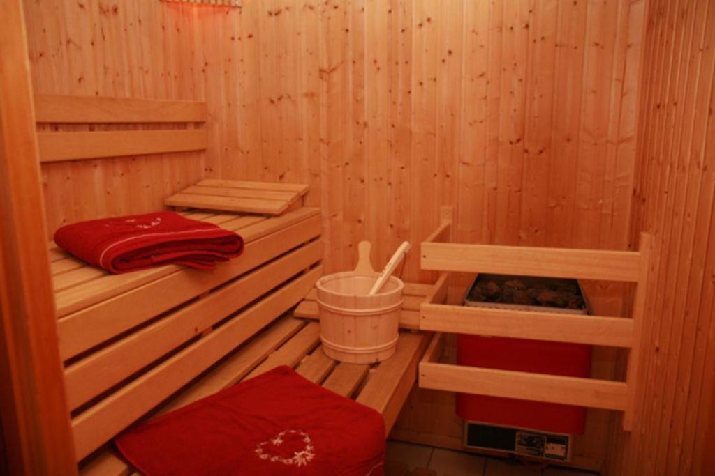 La Tania La Saboia Sleep 8 Private Sauna Lounge Dining 2 Bathrooms Kitchen 2 Balconies Ski In Out מראה חיצוני תמונה